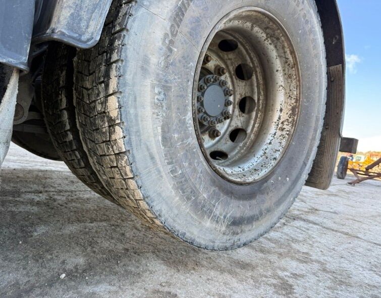 RENAULT LANDER 410.26. 